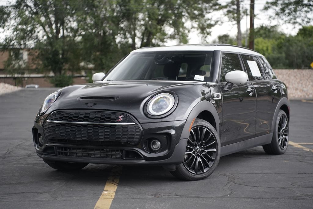 2024 MINI Clubman Cooper S ALL4's photo