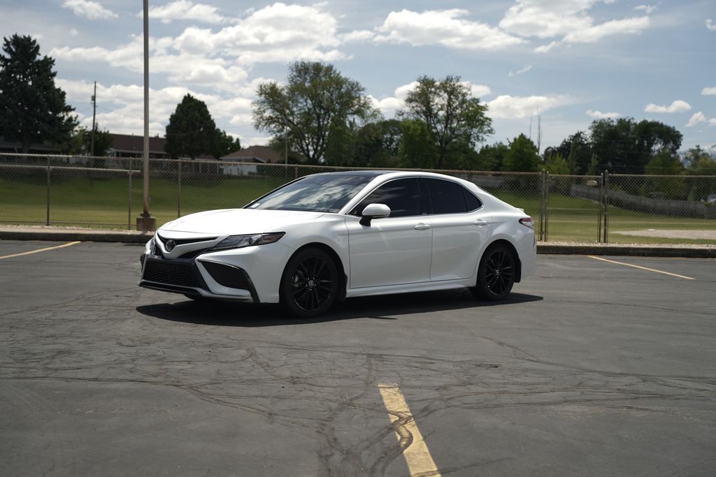 2023 Toyota Camry XSE's photo