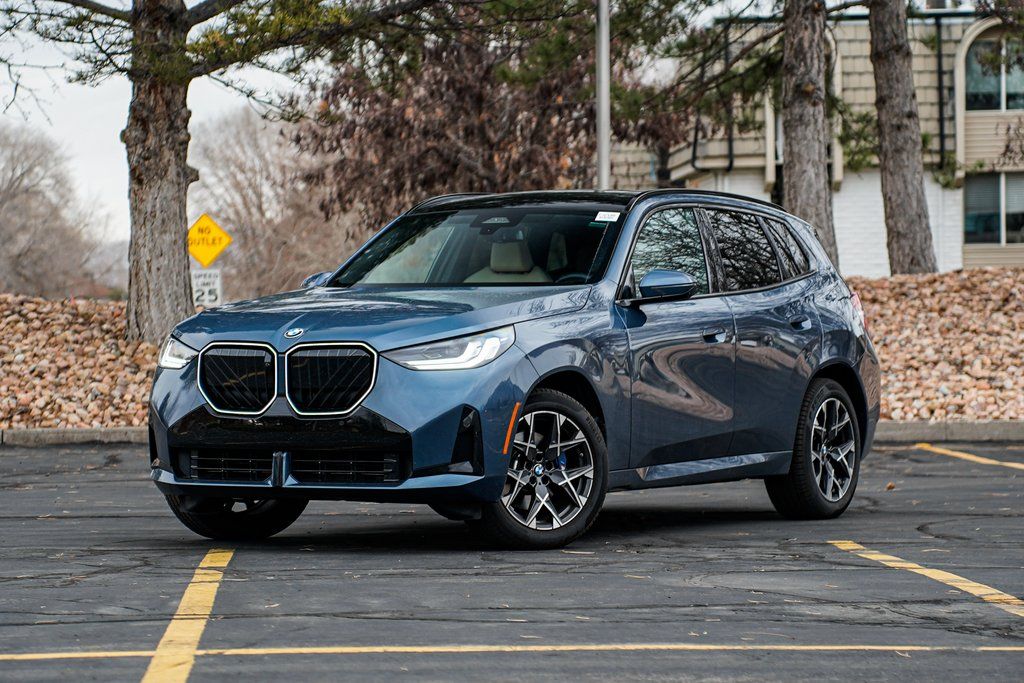 2026 BMW X3 30 XDRIVE's photo