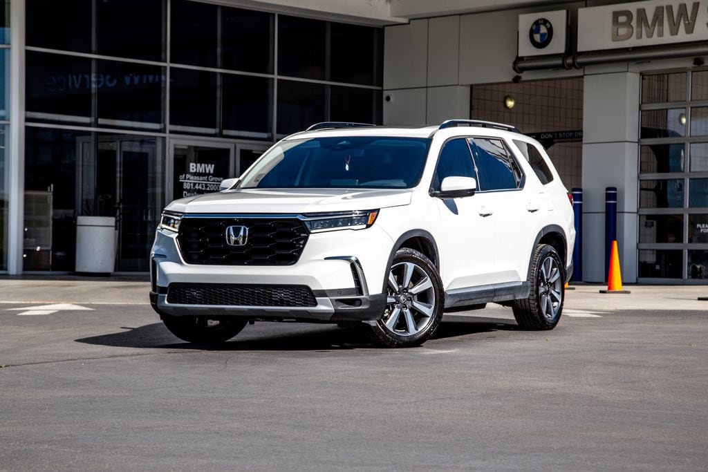 2023 Honda Pilot Elite AWD's photo