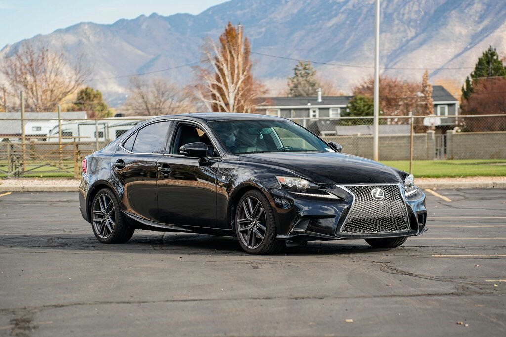 2014 Lexus IS 250 photo 3