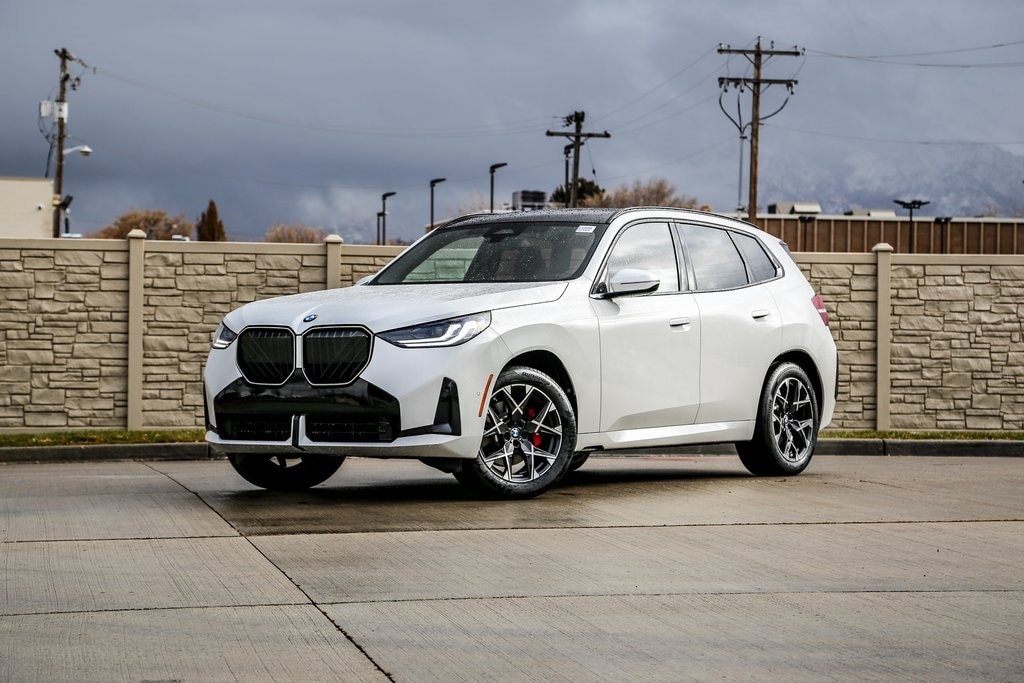 2026 BMW X3 30's photo