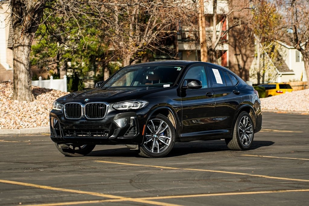 2022 BMW X4 M40i's photo