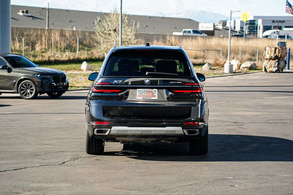 2026 BMW X7 40i - Photo 6