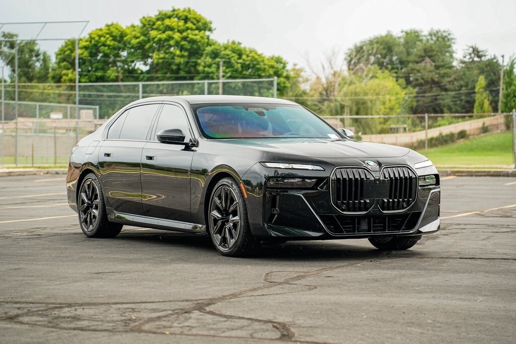 2024 Bmw 760i xDrive photo 2