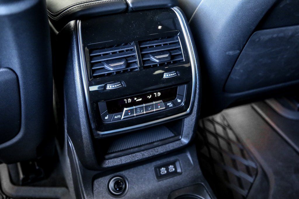 2026 BMW X7 40i - Photo 23