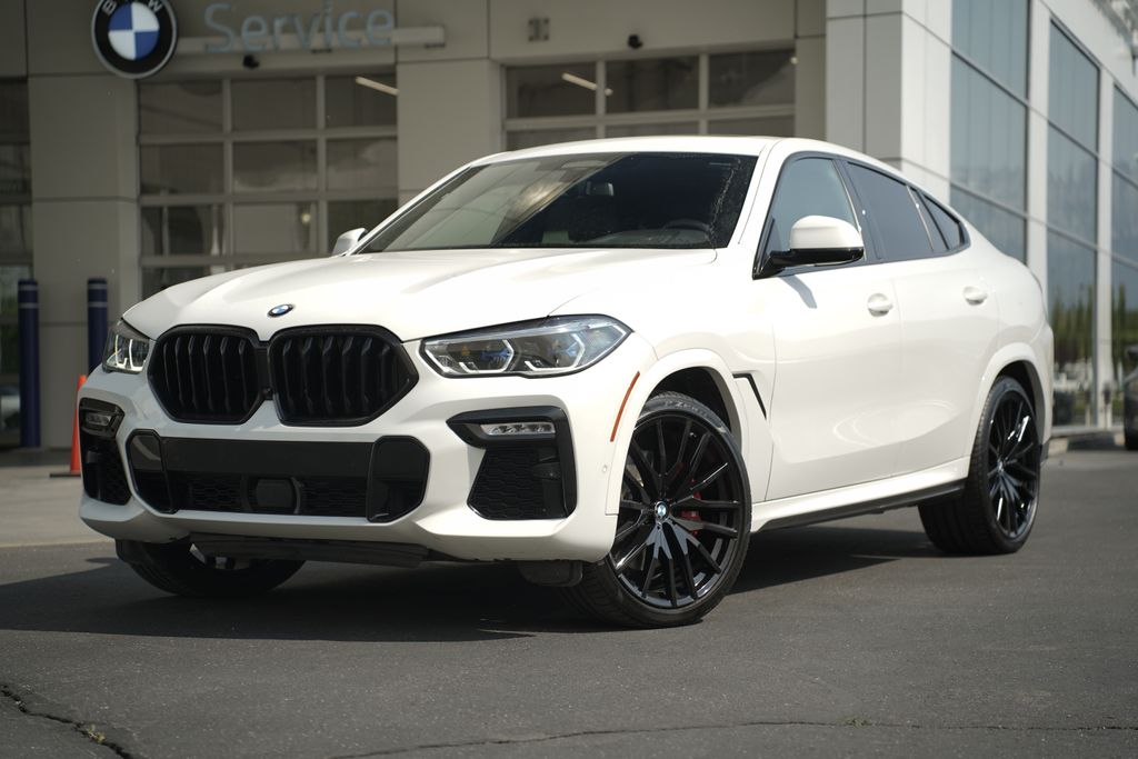 2021 BMW X6 xDrive40i's photo