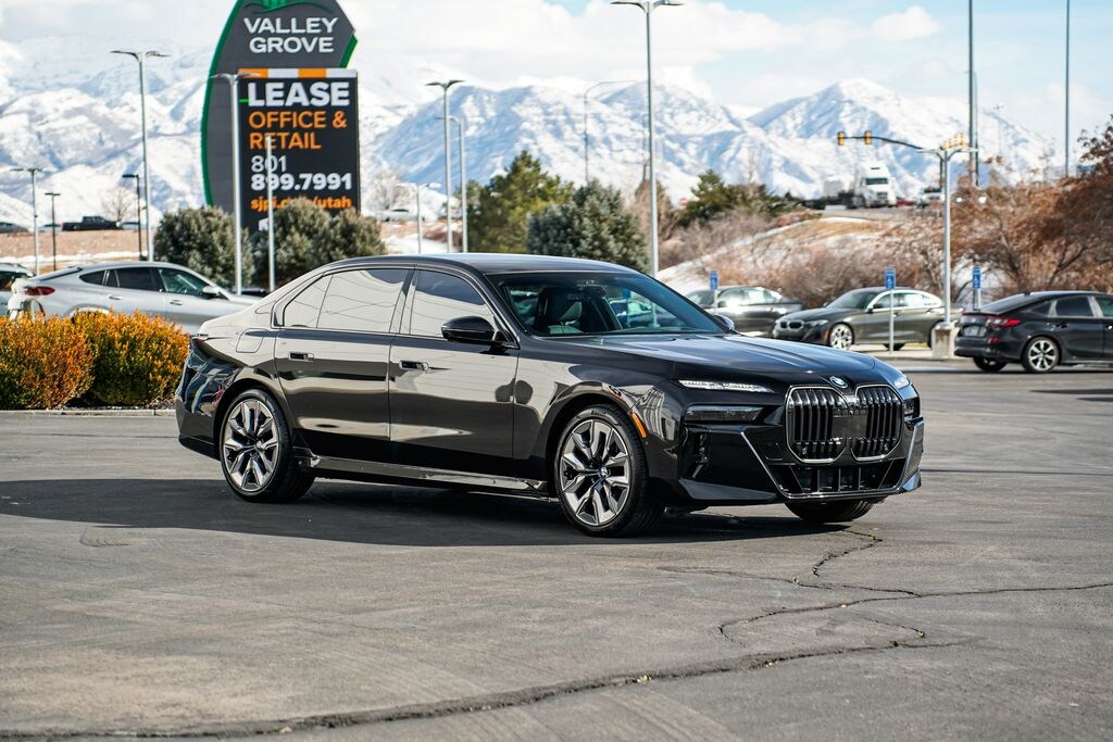 Used 2024 BMW 760i xDrive Sedan