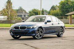 2023 BMW 330i xDrive Sedan