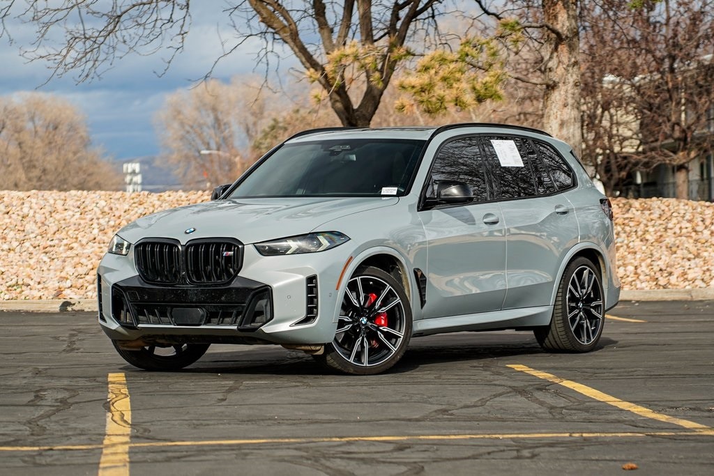 2024 BMW X5 M60i's photo