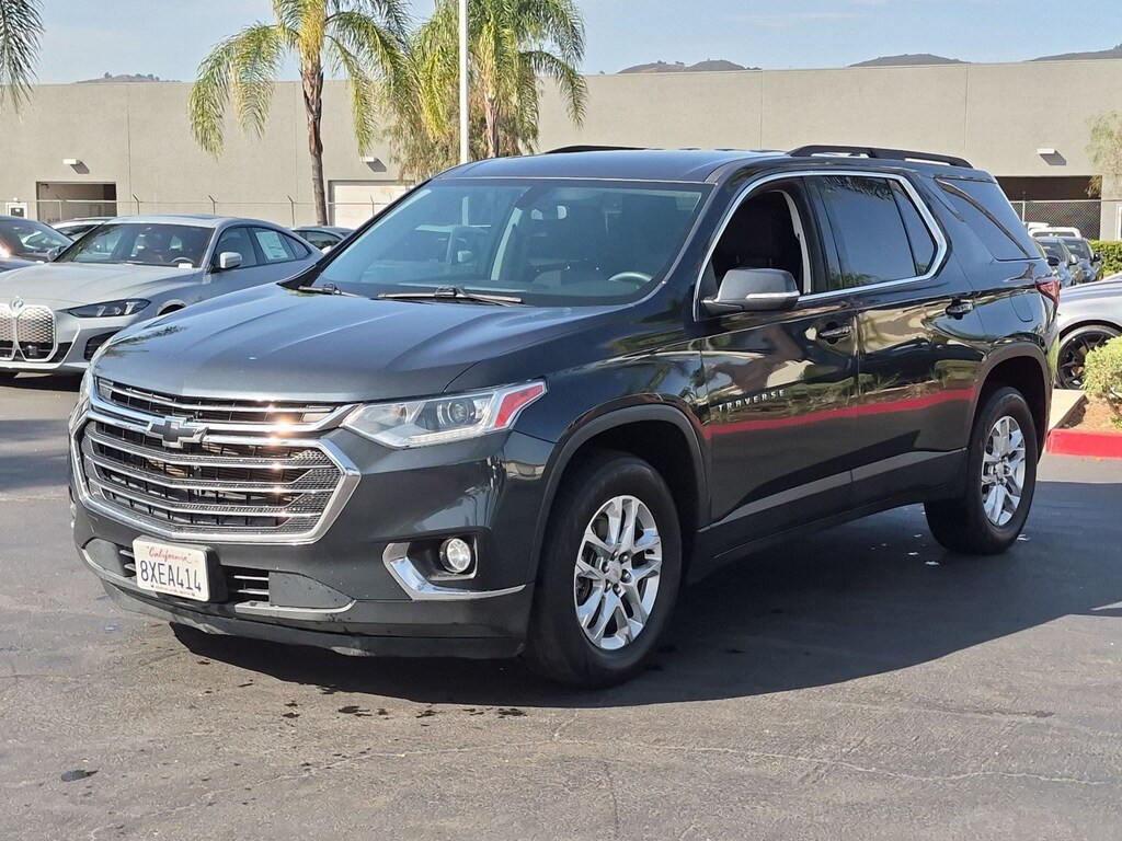 Used 2021 Chevrolet Traverse LT Cloth SUV