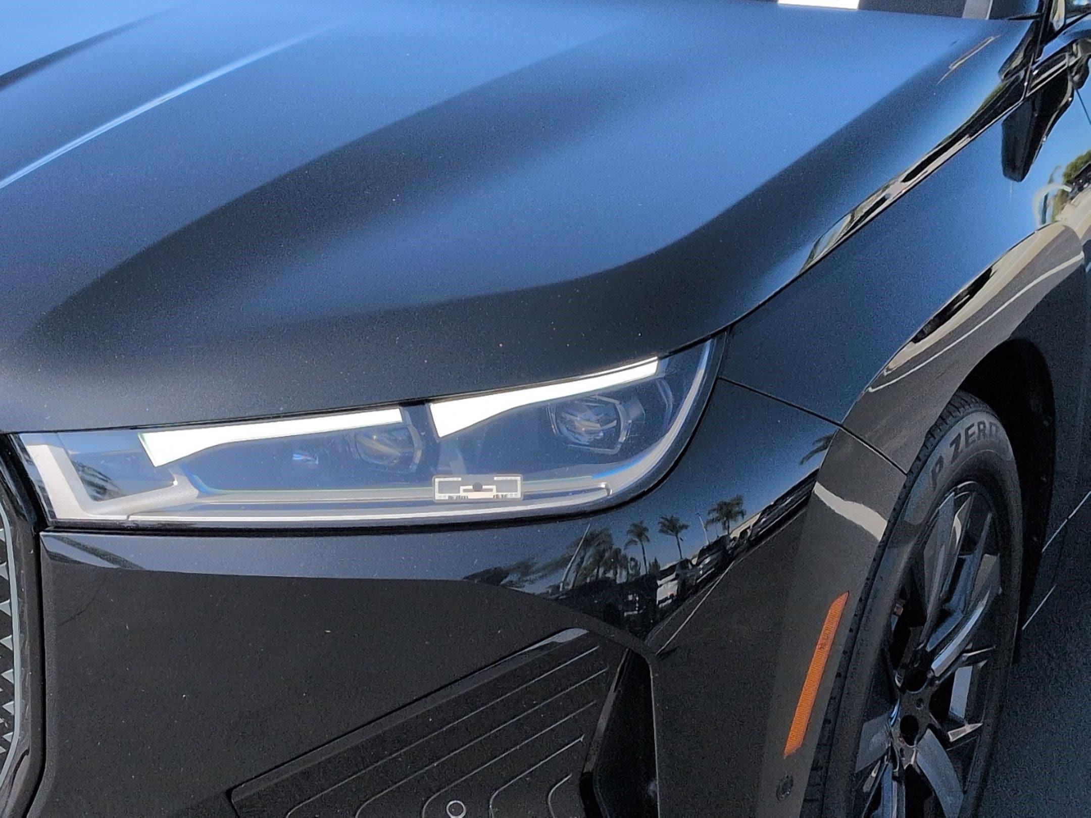 2025 BMW iX M60 photo 5