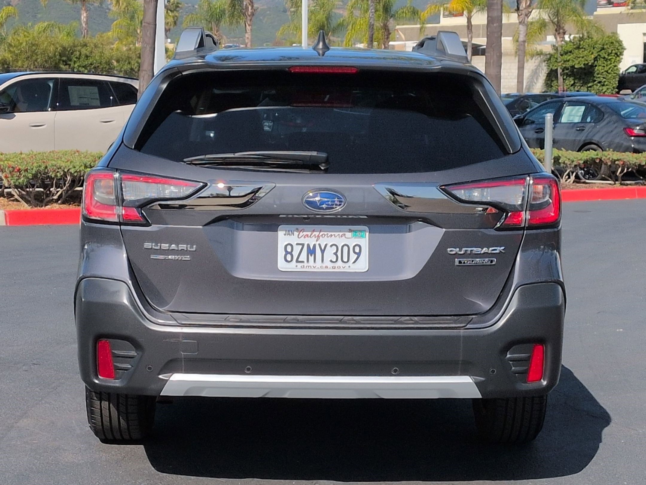 2020 Subaru Outback Touring photo 3