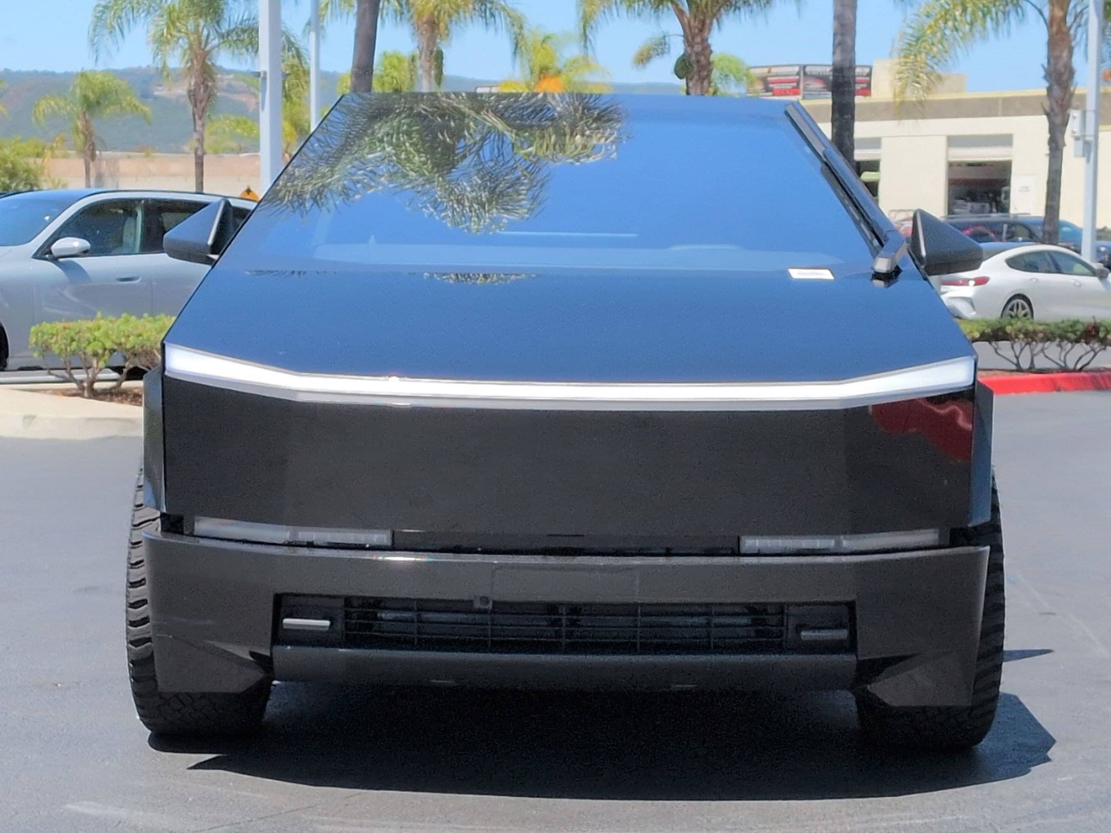 Tesla Cybertruck Cyberbeast