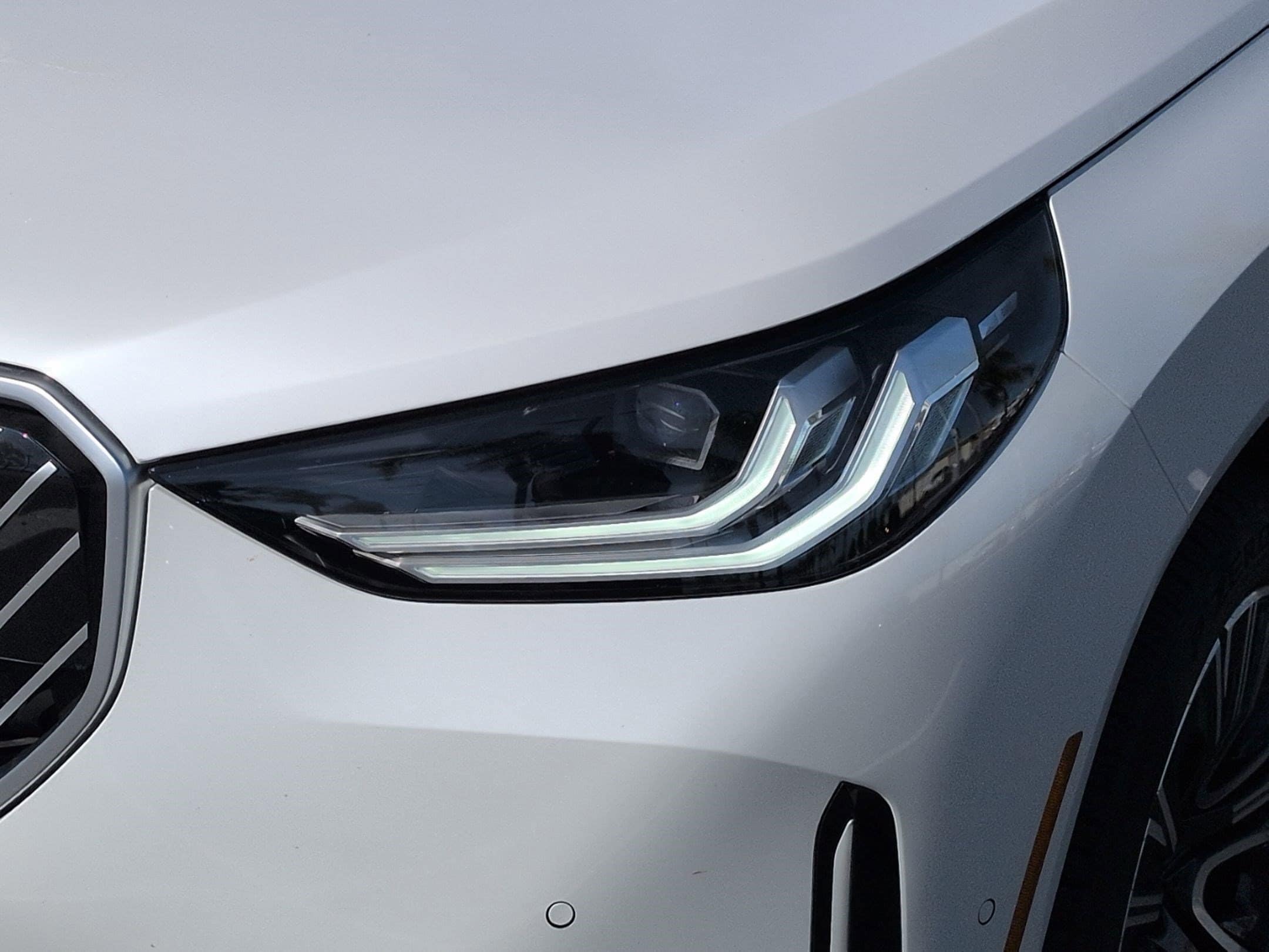 2026 BMW X3 30 xDrive photo 4