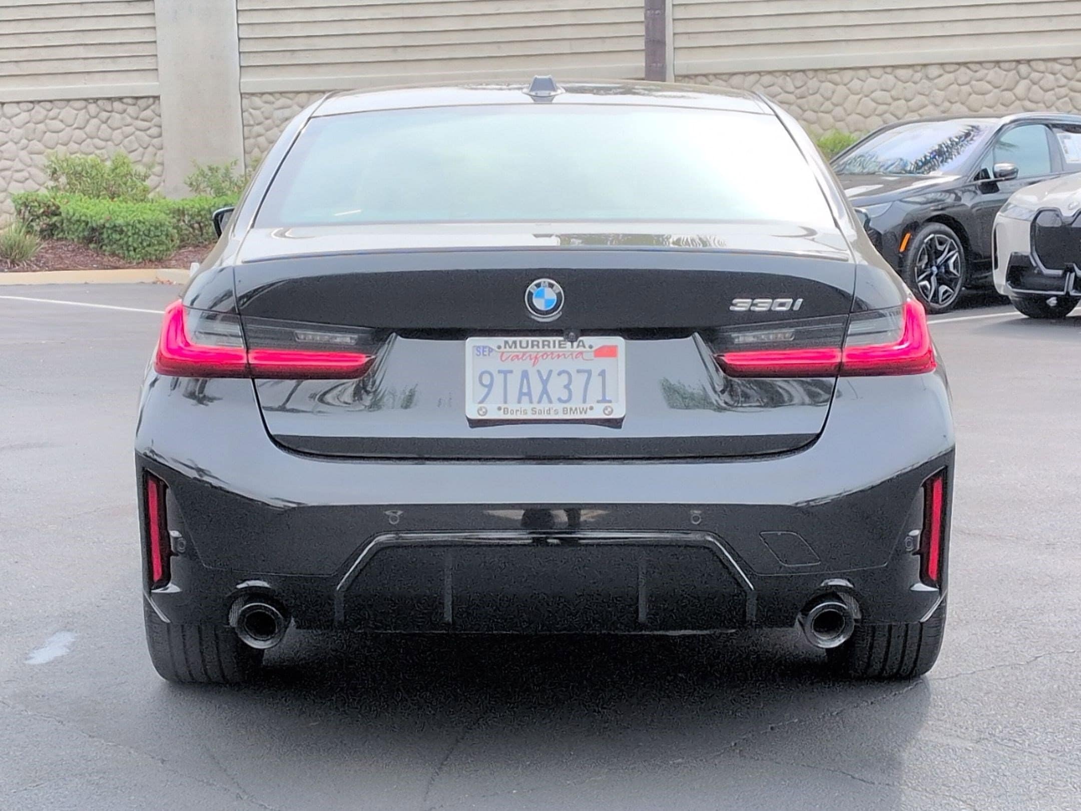 2025 BMW 3 Series 330i photo 3