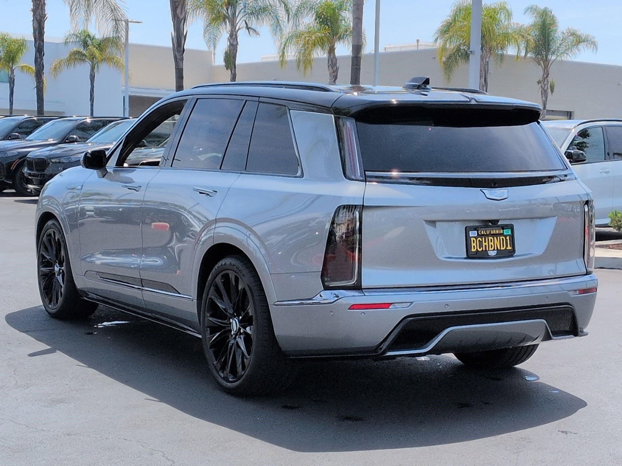 CADILLAC Vistiq Platinum