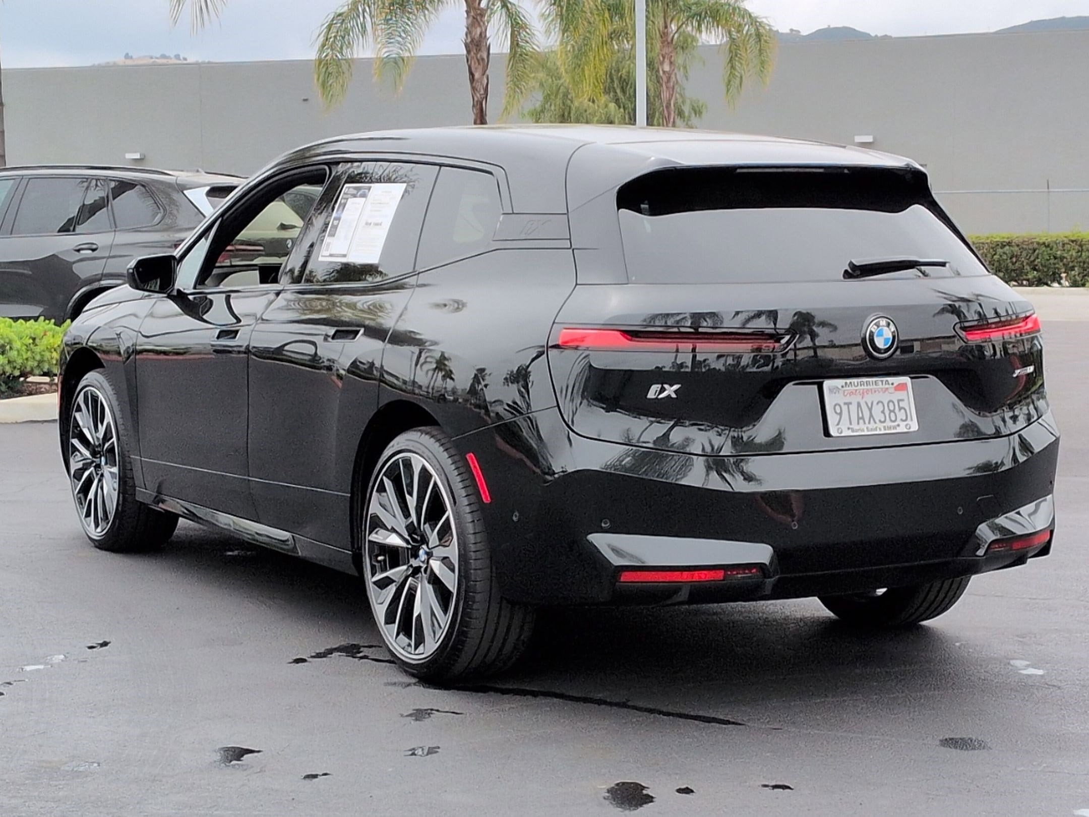 2026 BMW iX xDrive60 photo 6