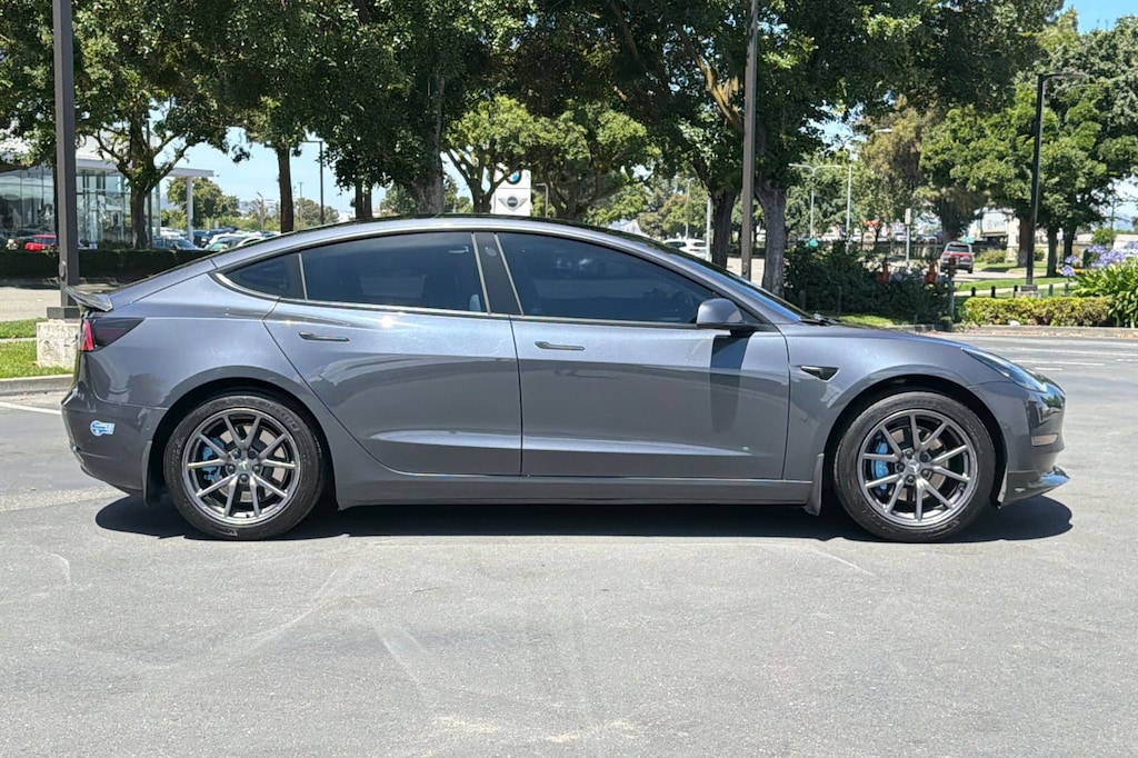 Used 2020 Tesla Model 3 Standard Range Plus Sedan