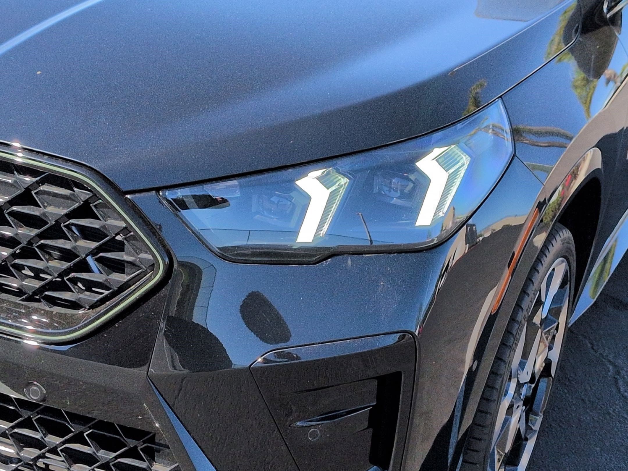 2026 BMW X2 xDrive28i photo 4