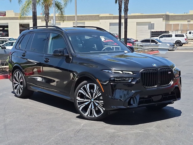 2026 BMW X7 M60i SUV