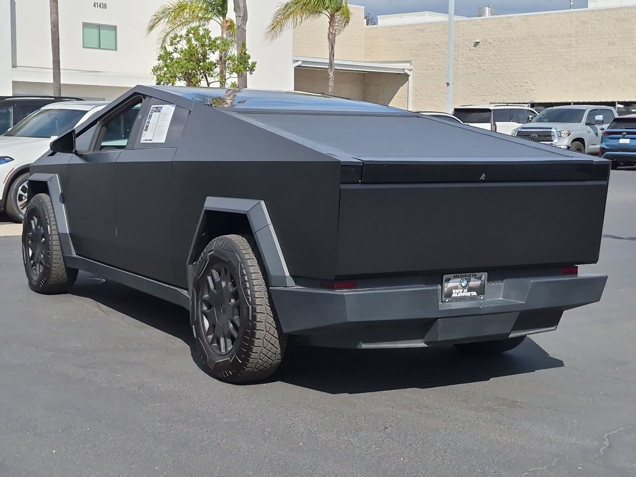 Tesla Cybertruck Cyberbeast