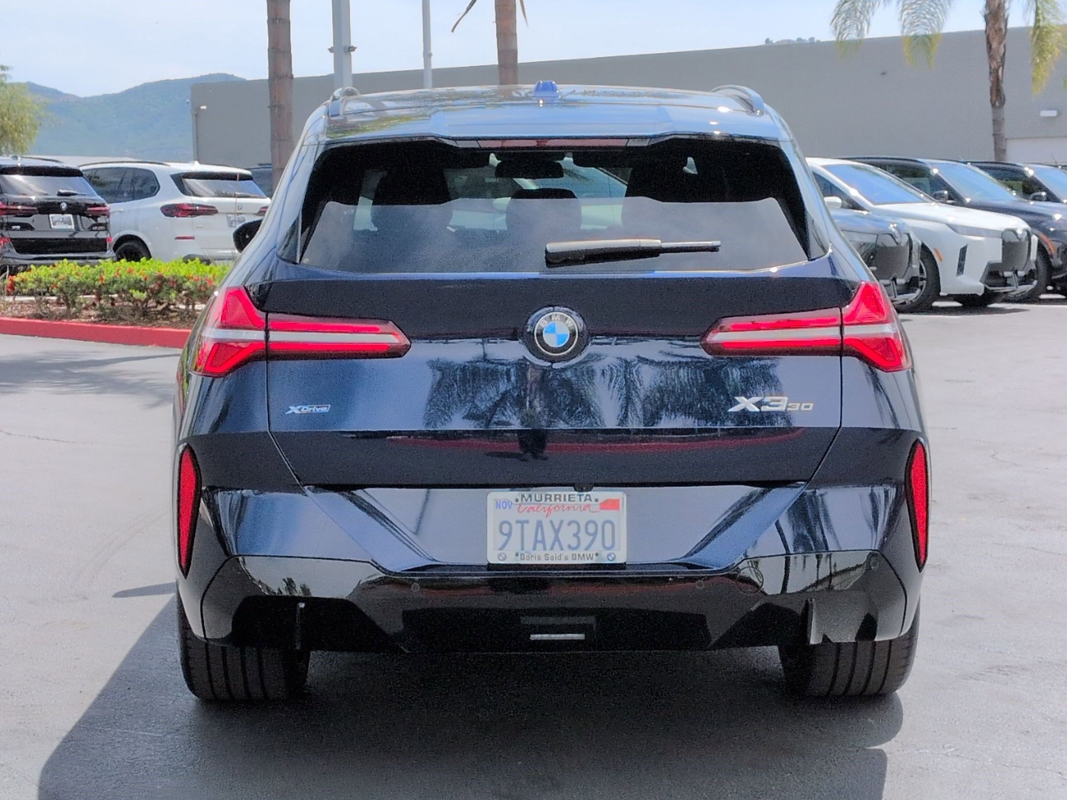 2025 BMW X3 30 xDrive photo 3