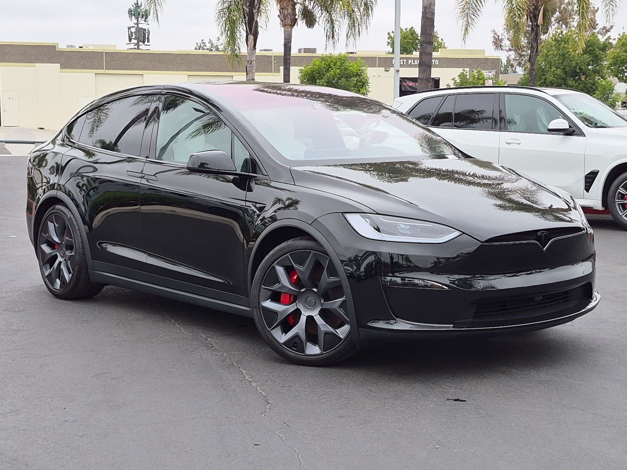 Tesla Model X Plaid