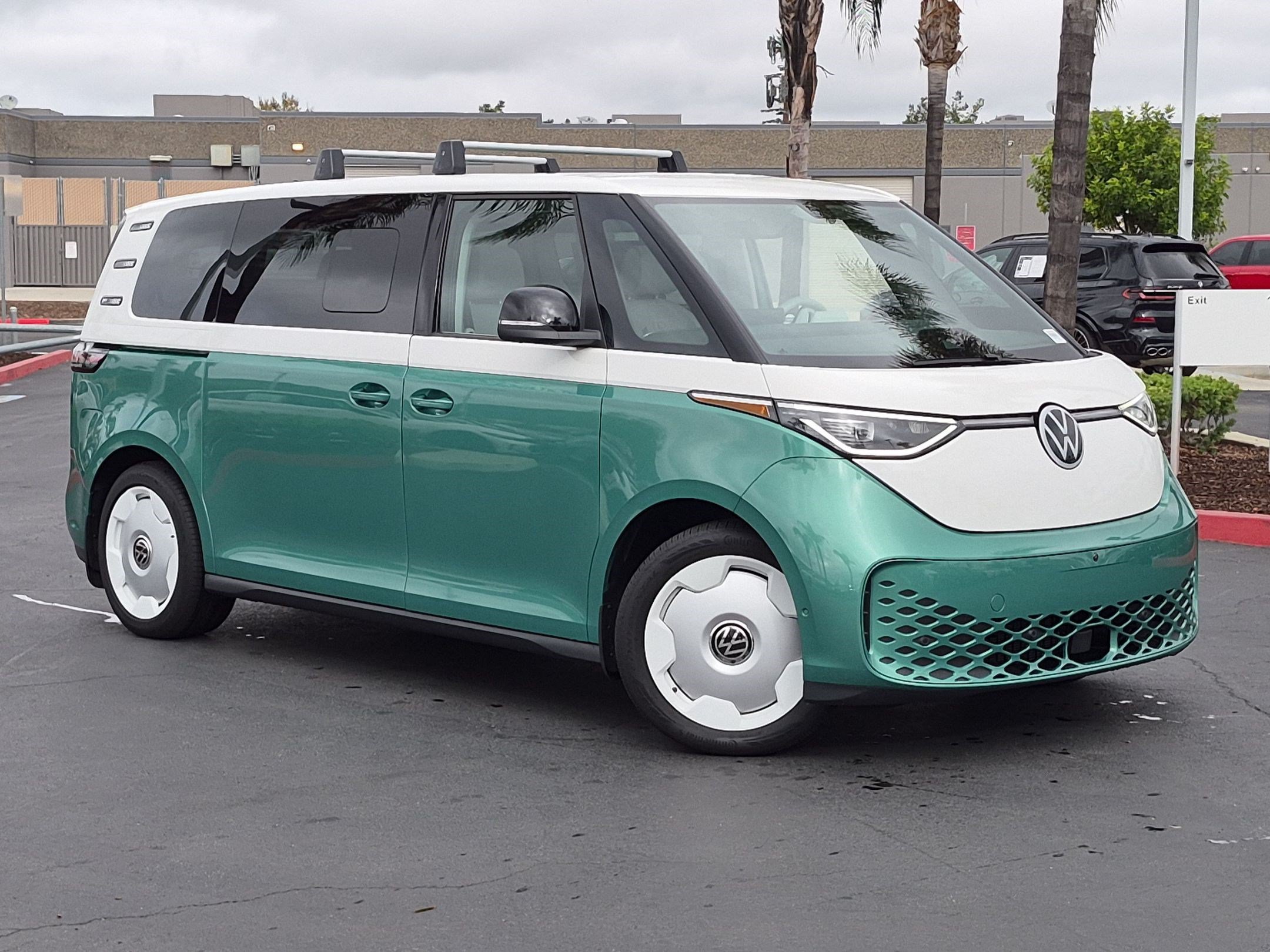 2025 Volkswagen ID. Buzz 1st Edition Minivan