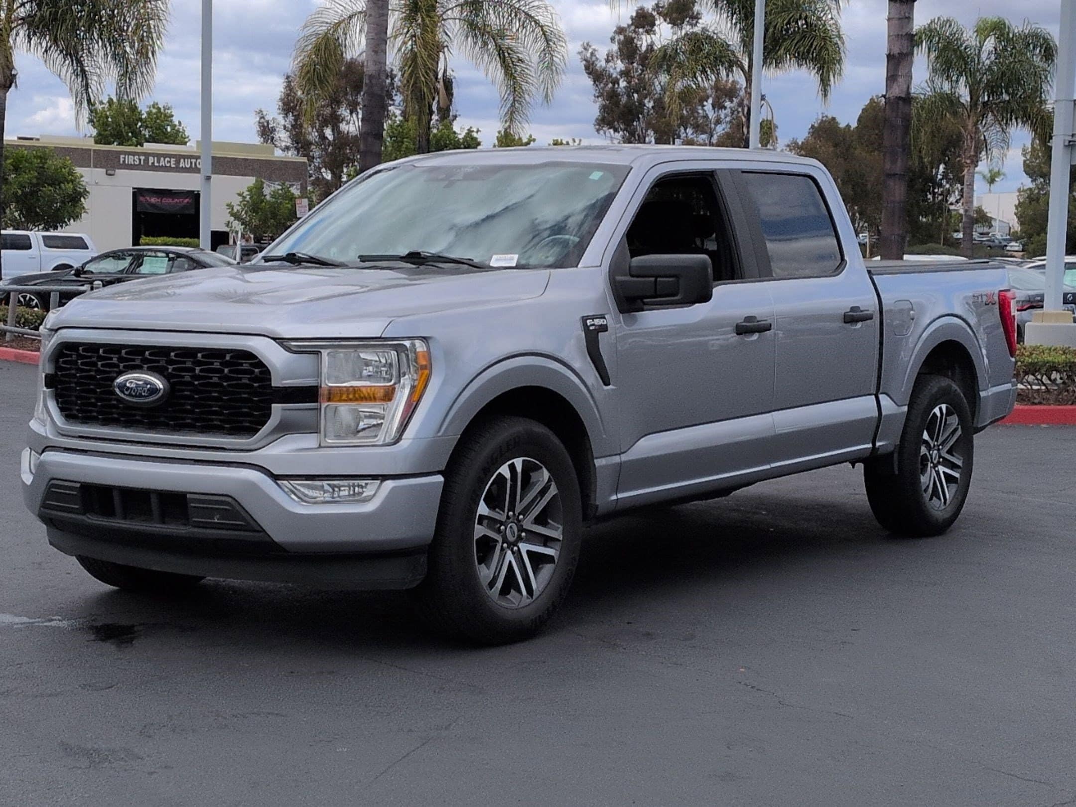 2021 Ford F-150 XL photo 4