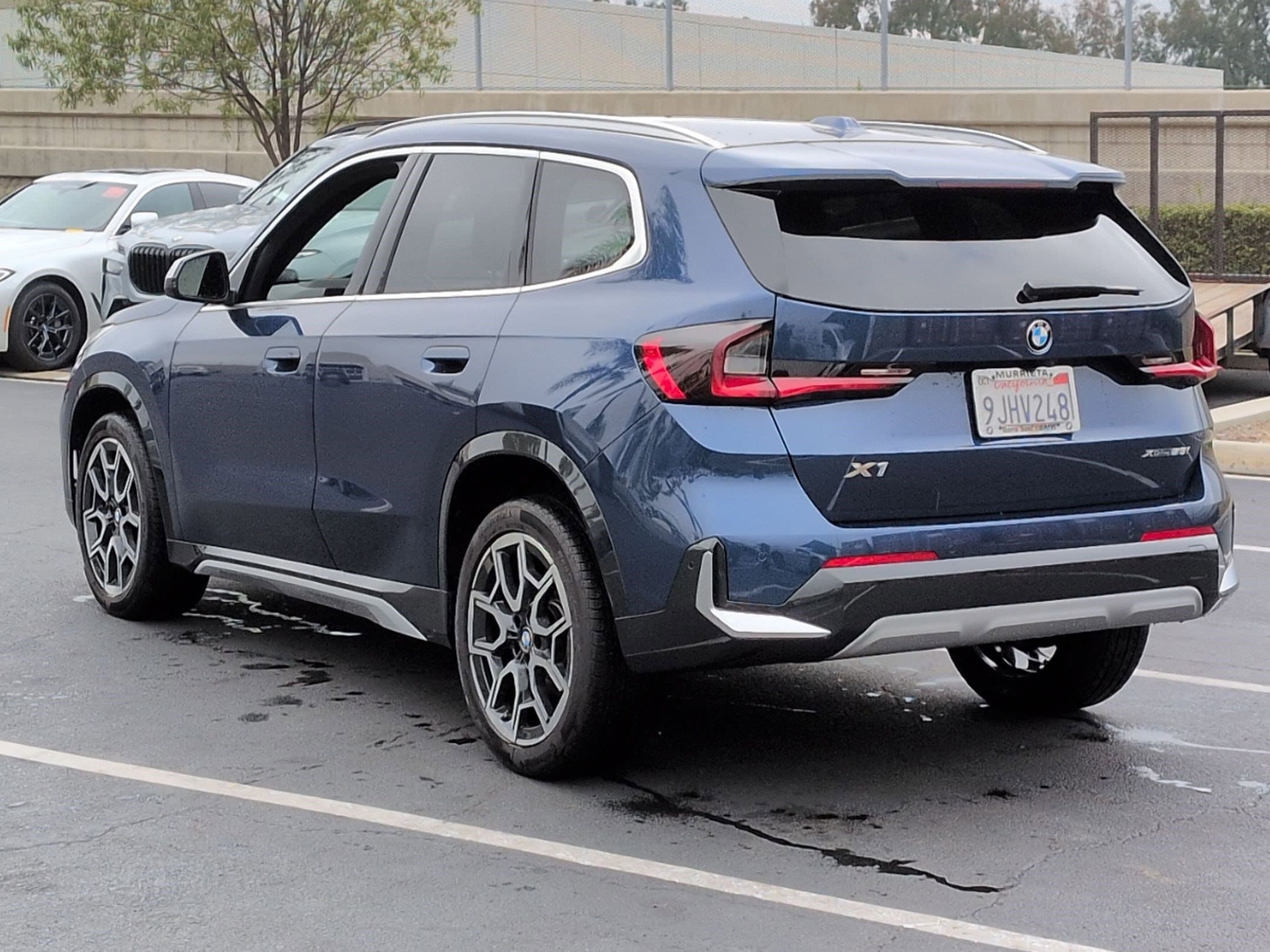 2023 BMW X1 xDrive28i photo 3