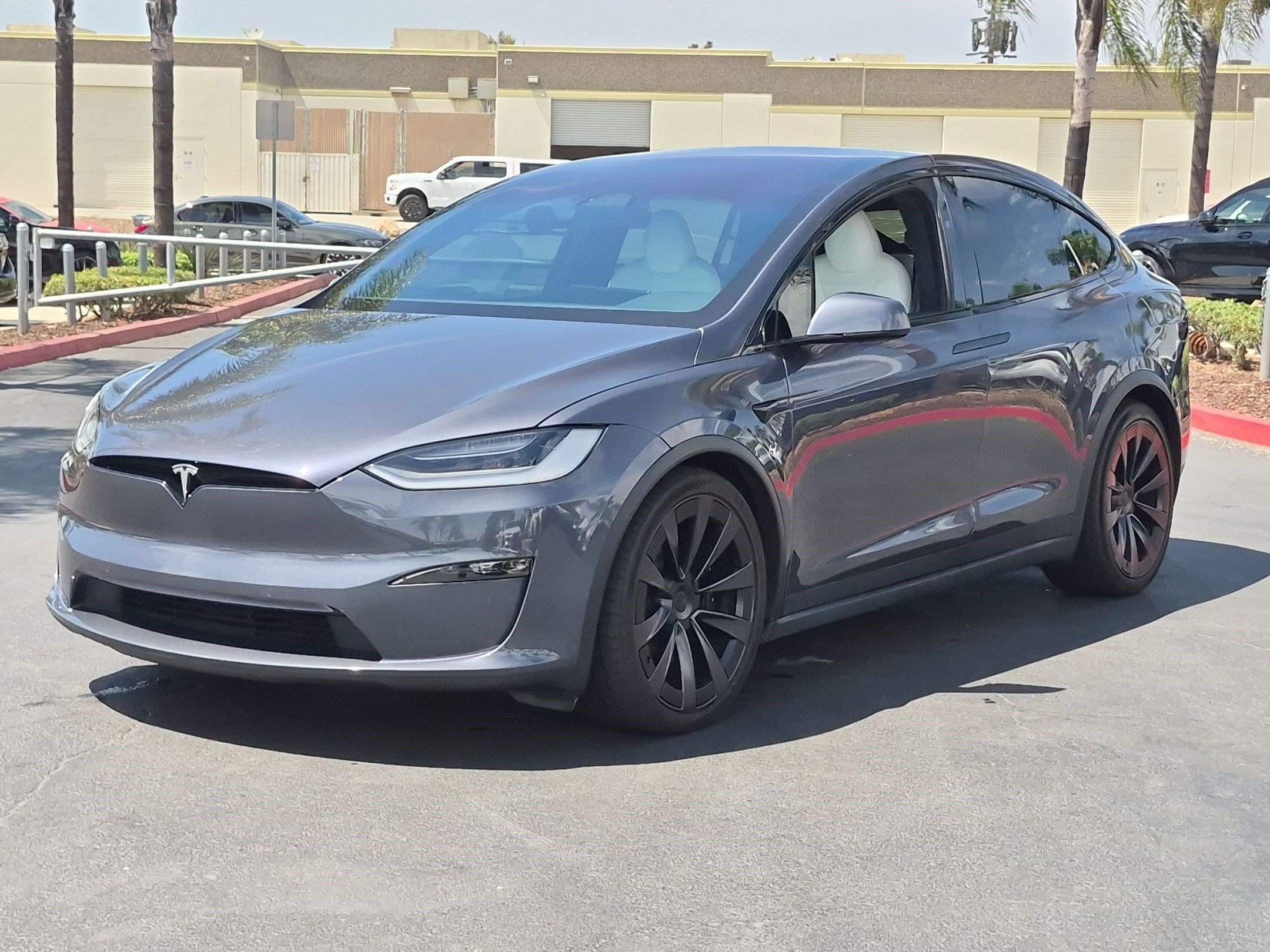 Tesla Model X Plaid
