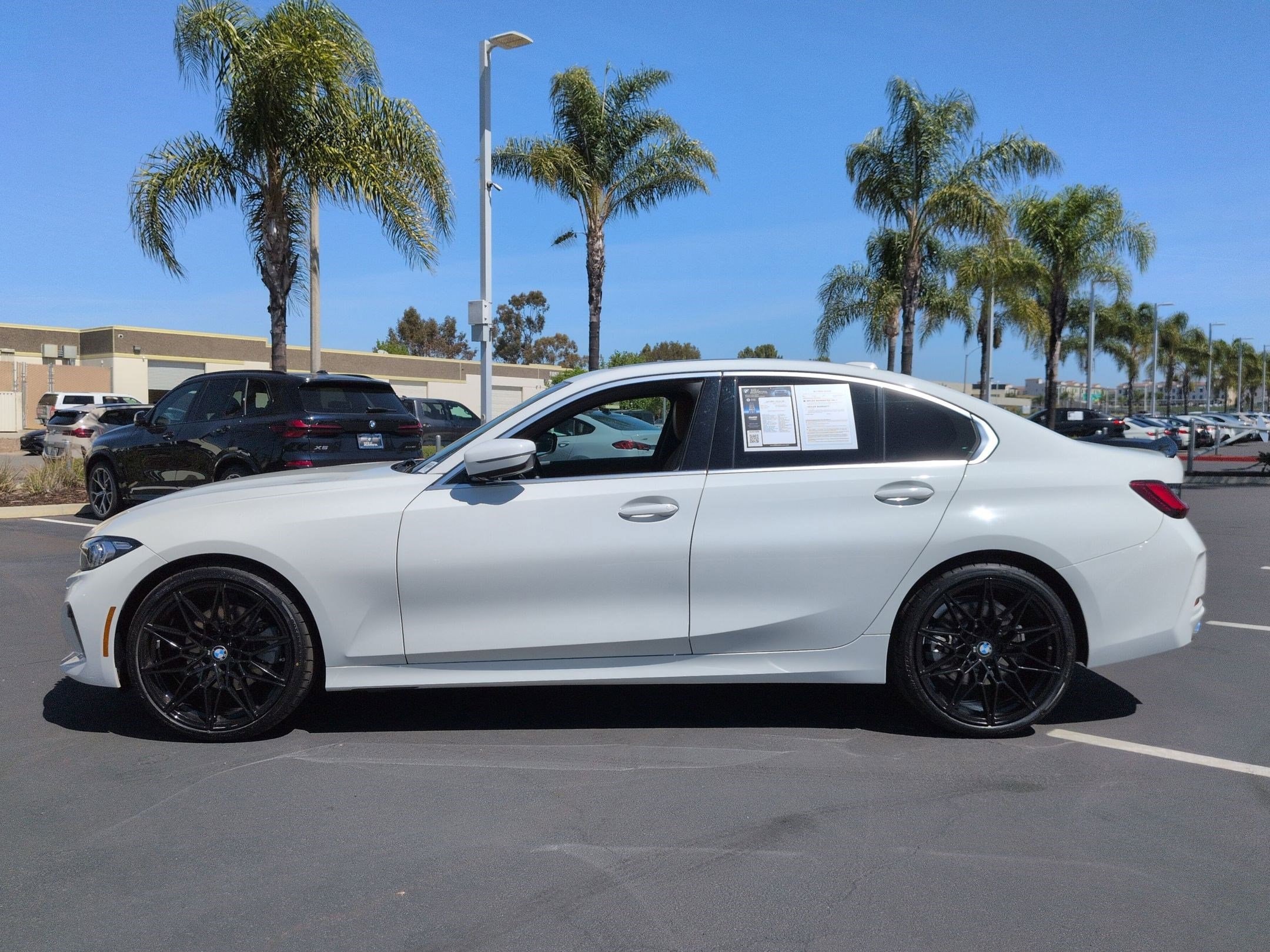 2024 BMW 3 Series 330i photo 5