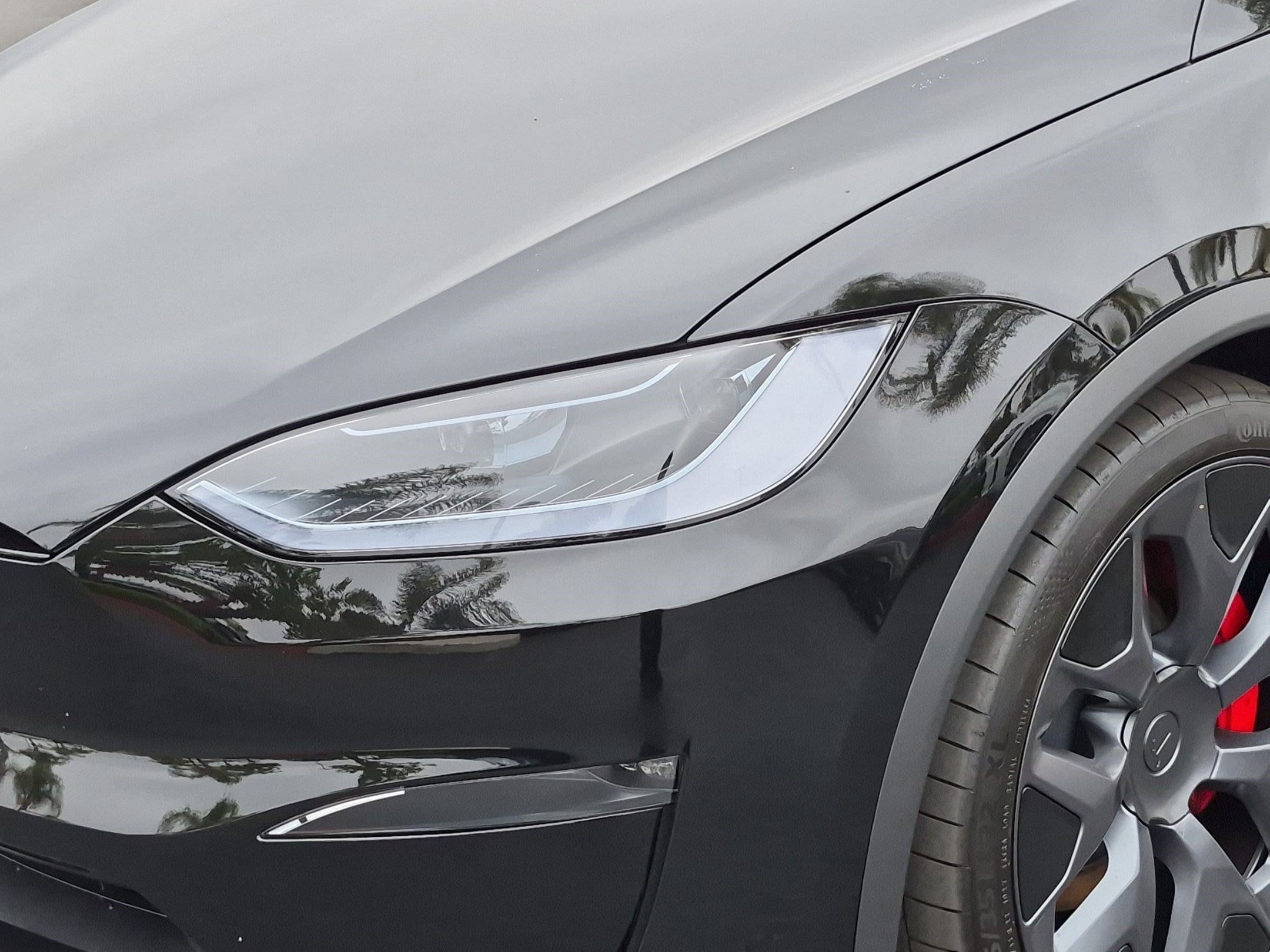 Tesla Model X Plaid