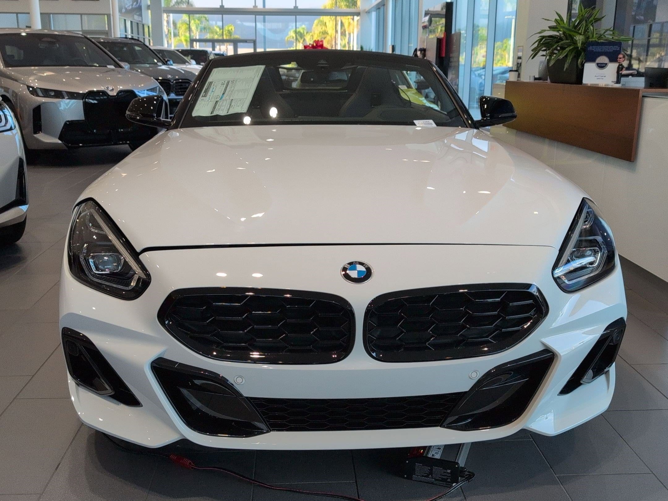 2026 BMW Z4 sDrive30i photo 2