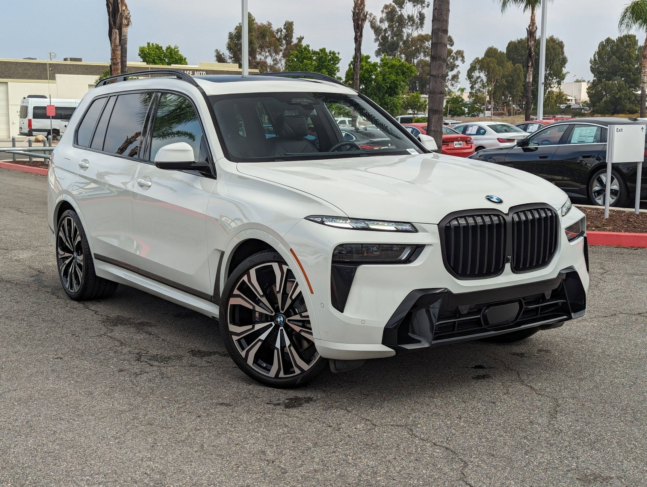 2024 BMW X7 xDrive40i