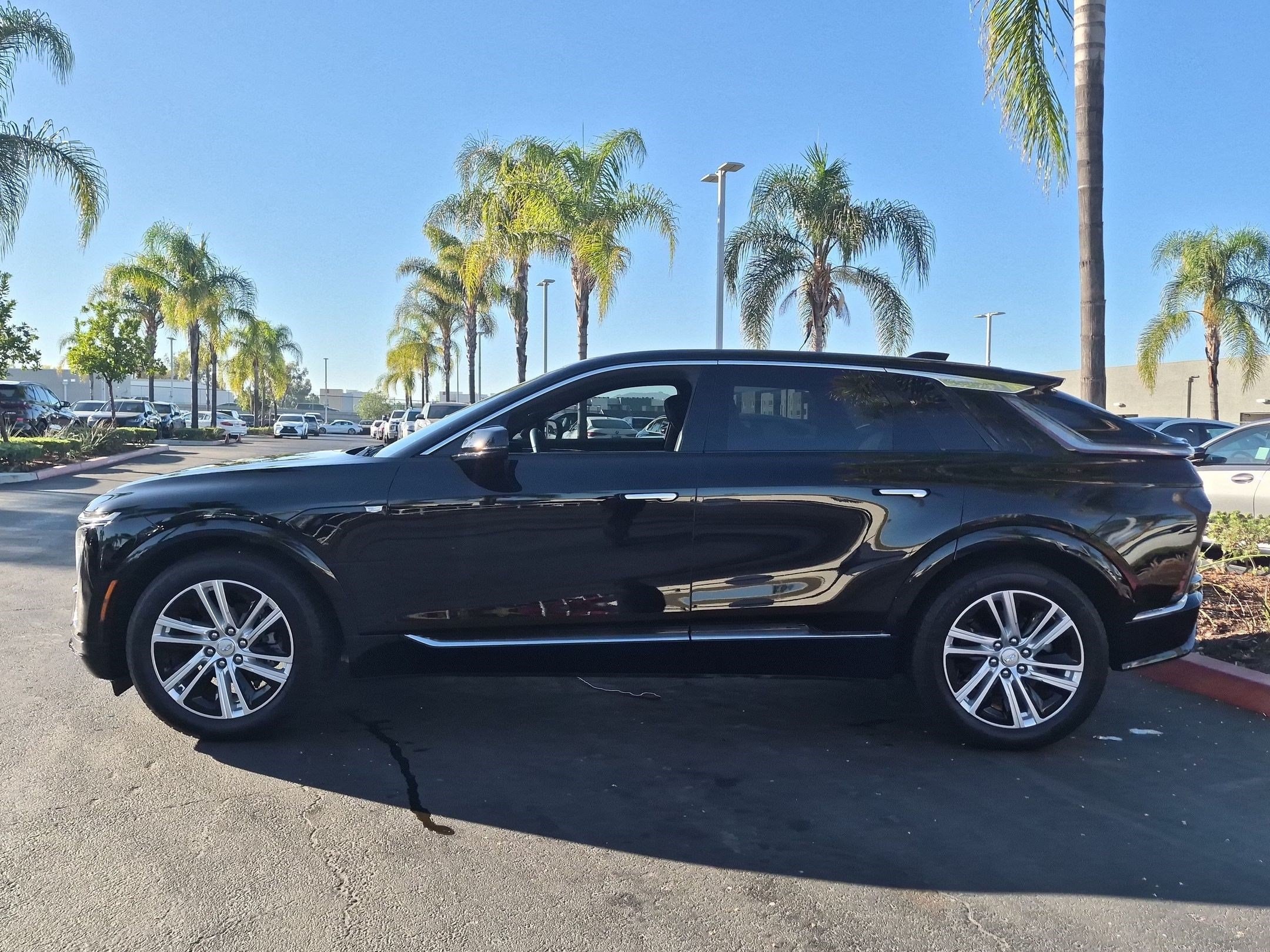 CADILLAC Lyriq Tech