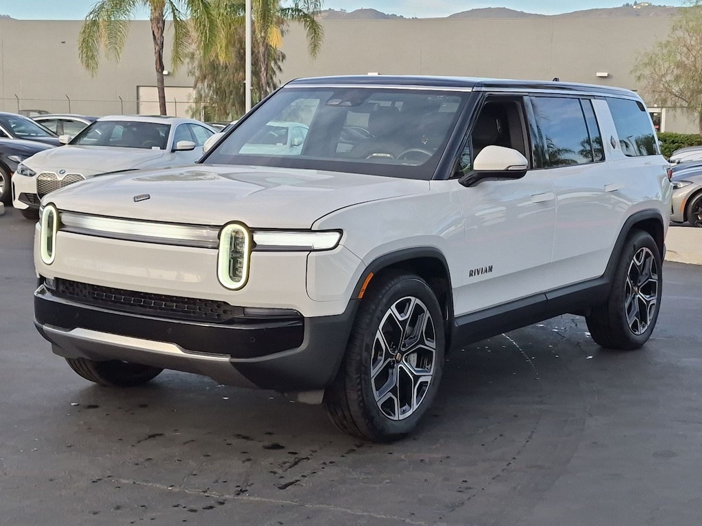 Used 2025 Rivian R1S Adventure SUV