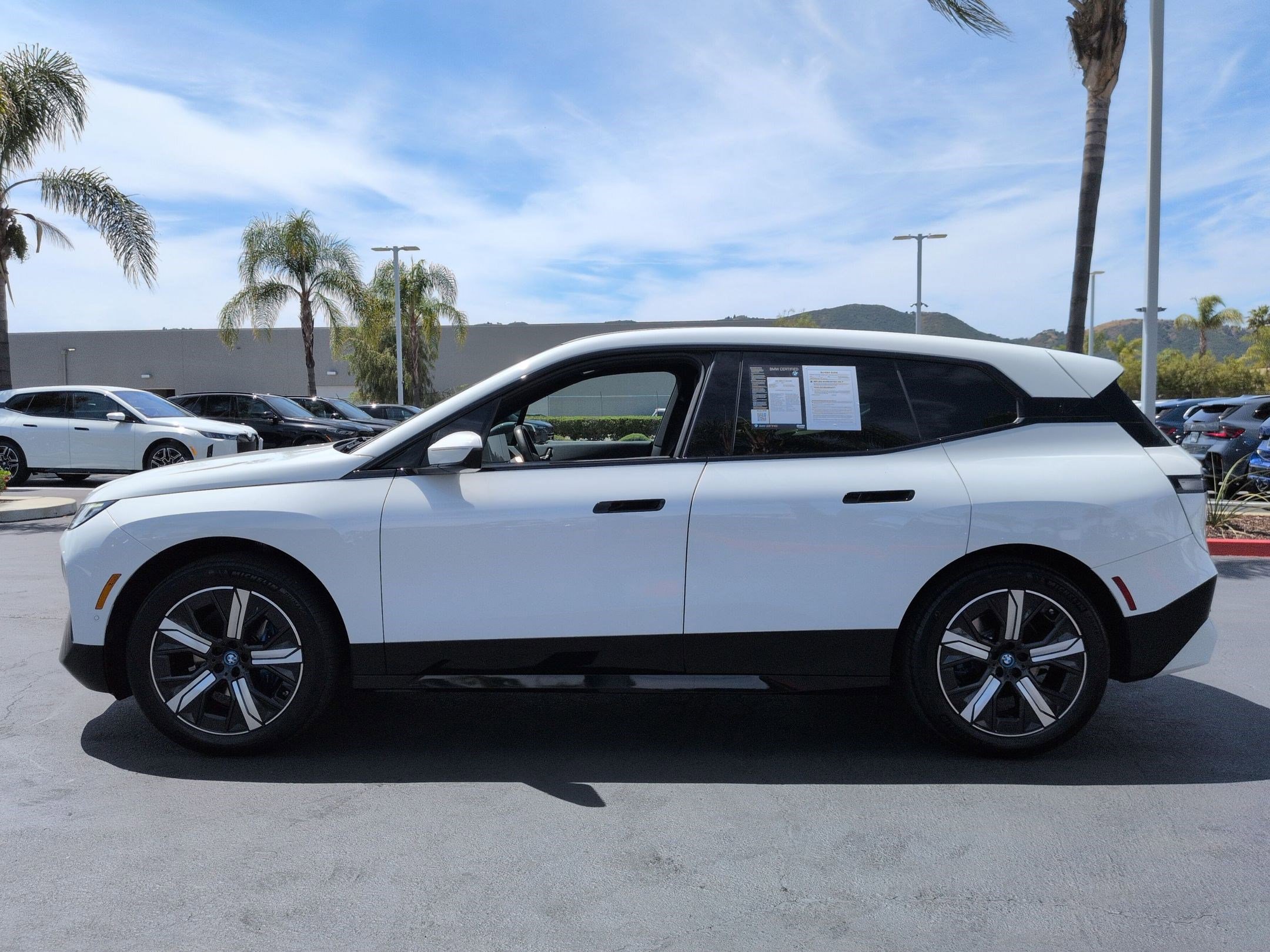 2024 BMW iX xDrive50 photo 6