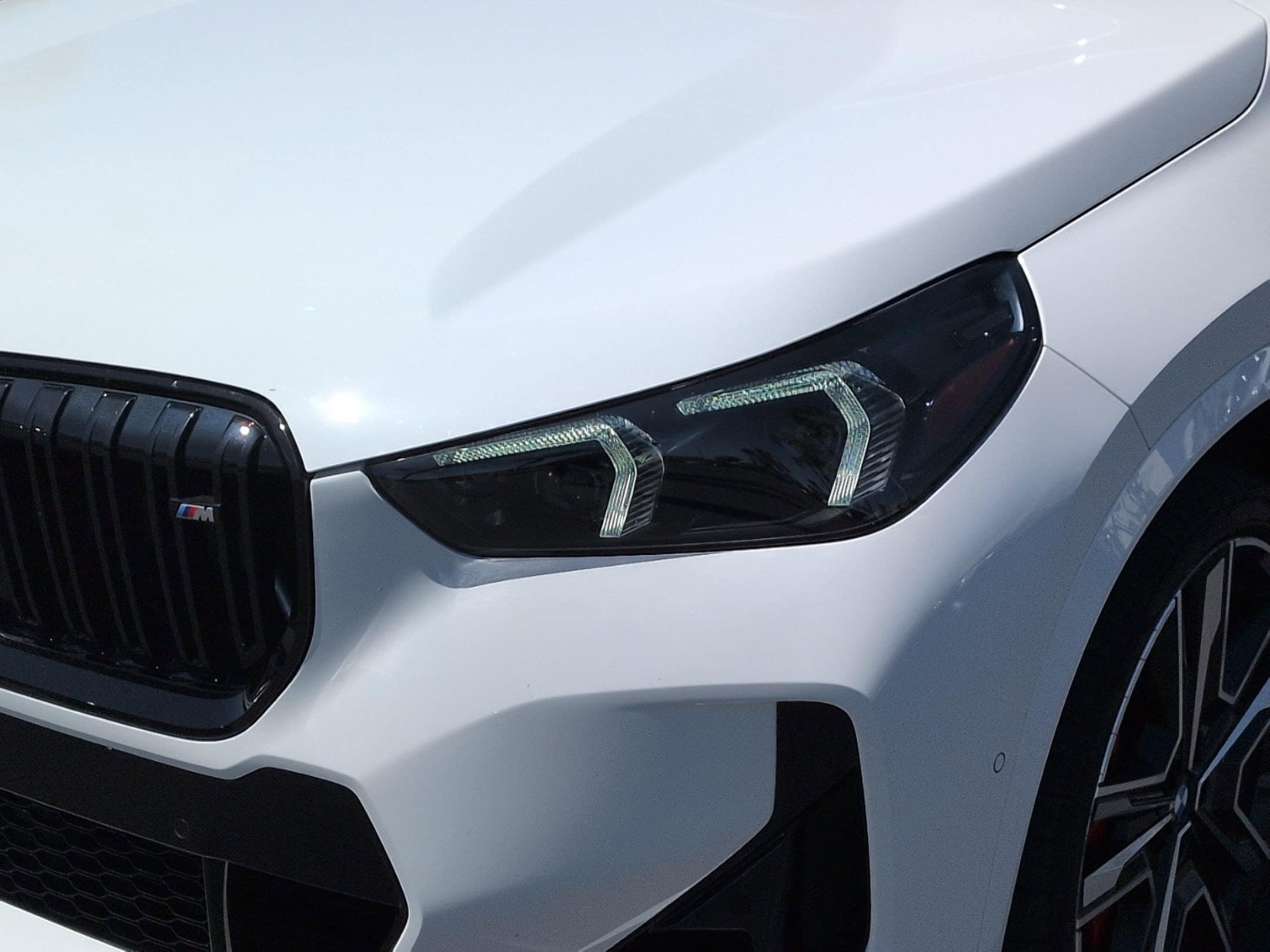 2025 BMW X1 M35i photo 4