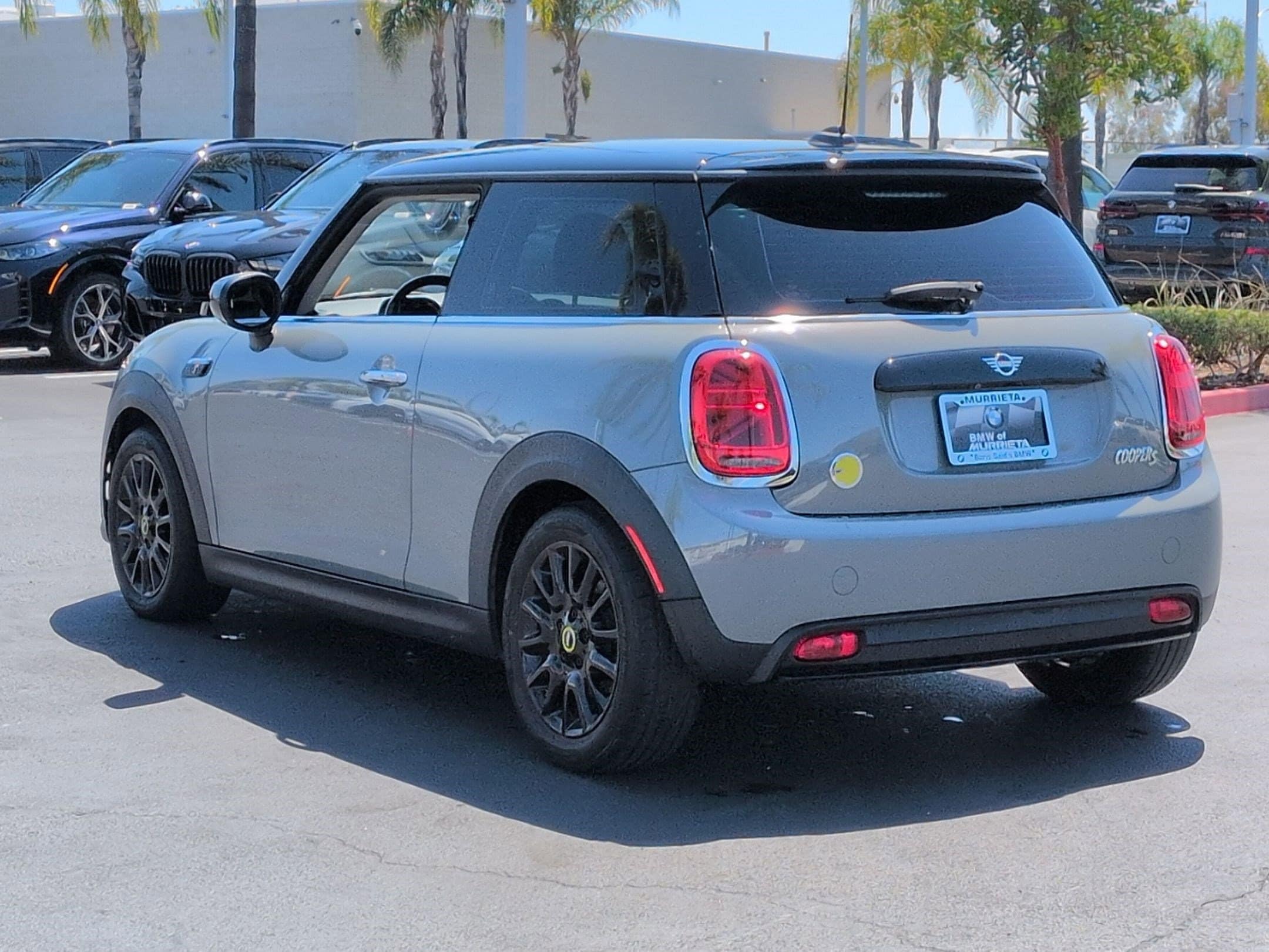 2022 MINI Hardtop 2 Door Cooper SE photo 3