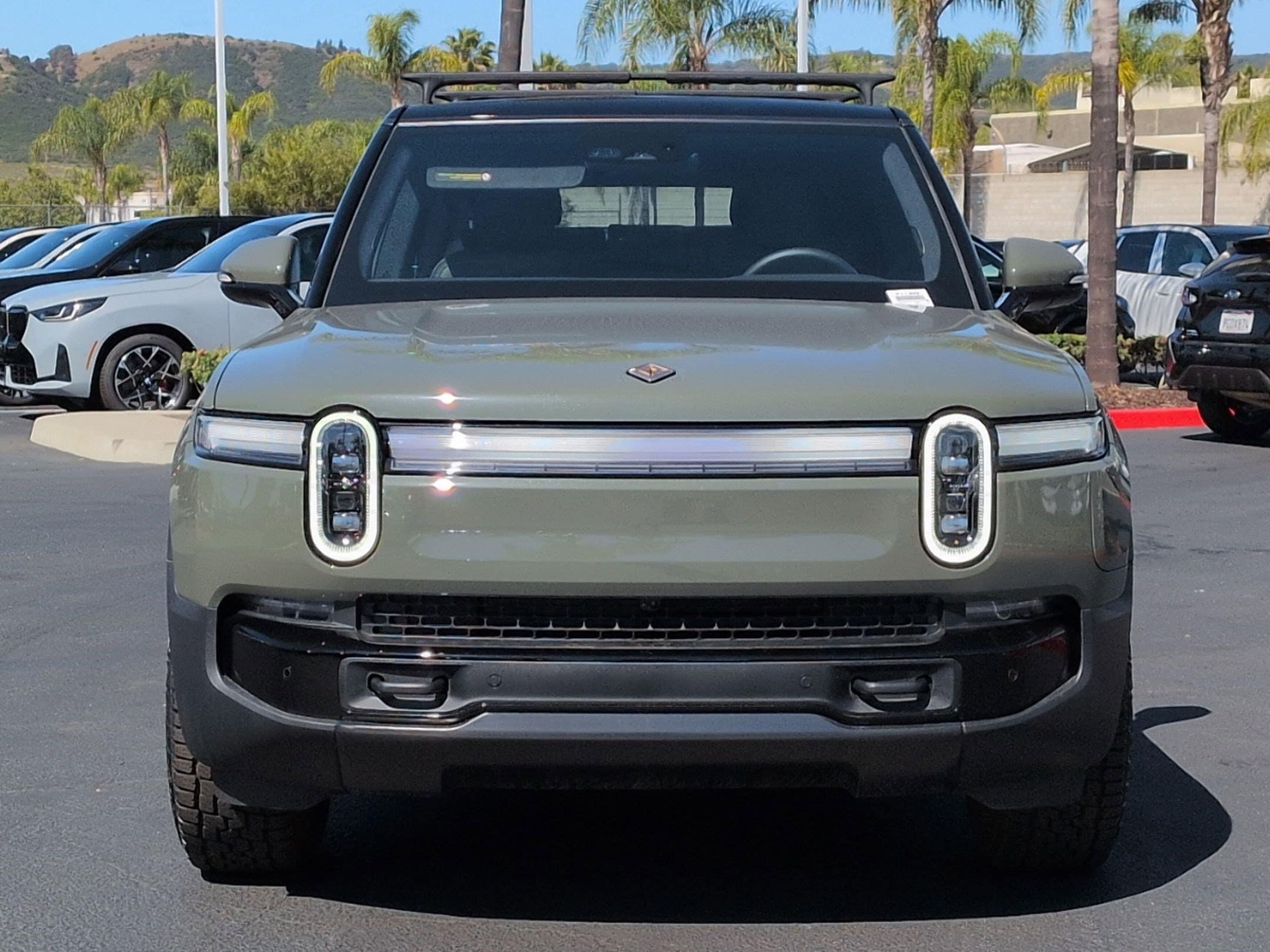 Rivian R1S