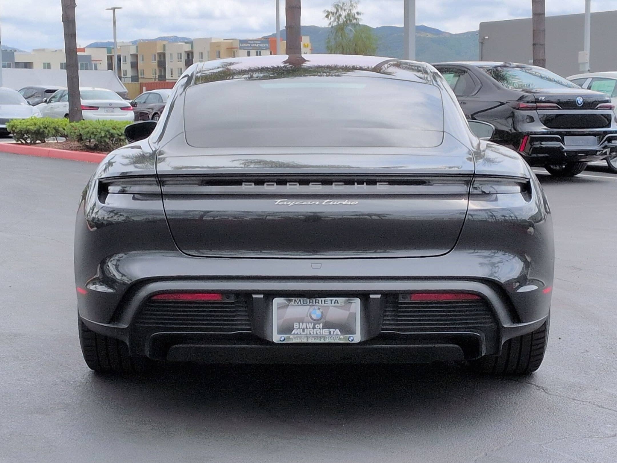 2020 Porsche Taycan Turbo photo 3