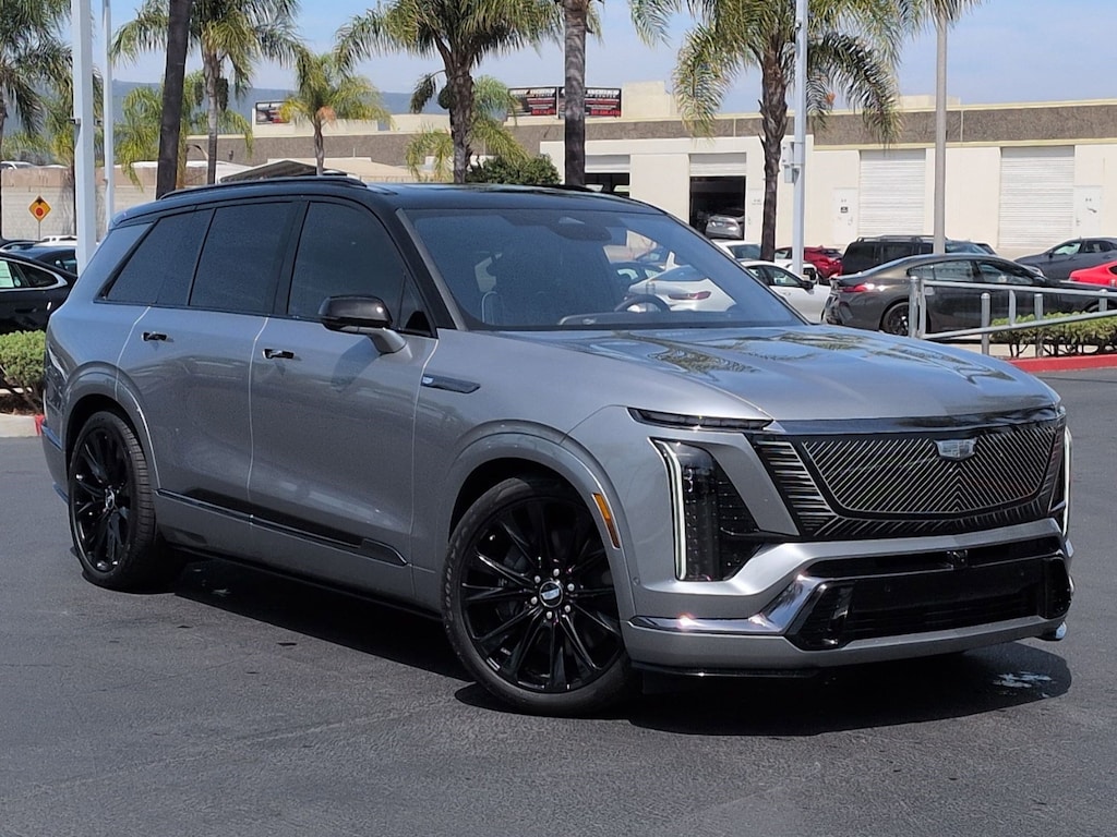 Used 2026 CADILLAC Vistiq Platinum SUV
