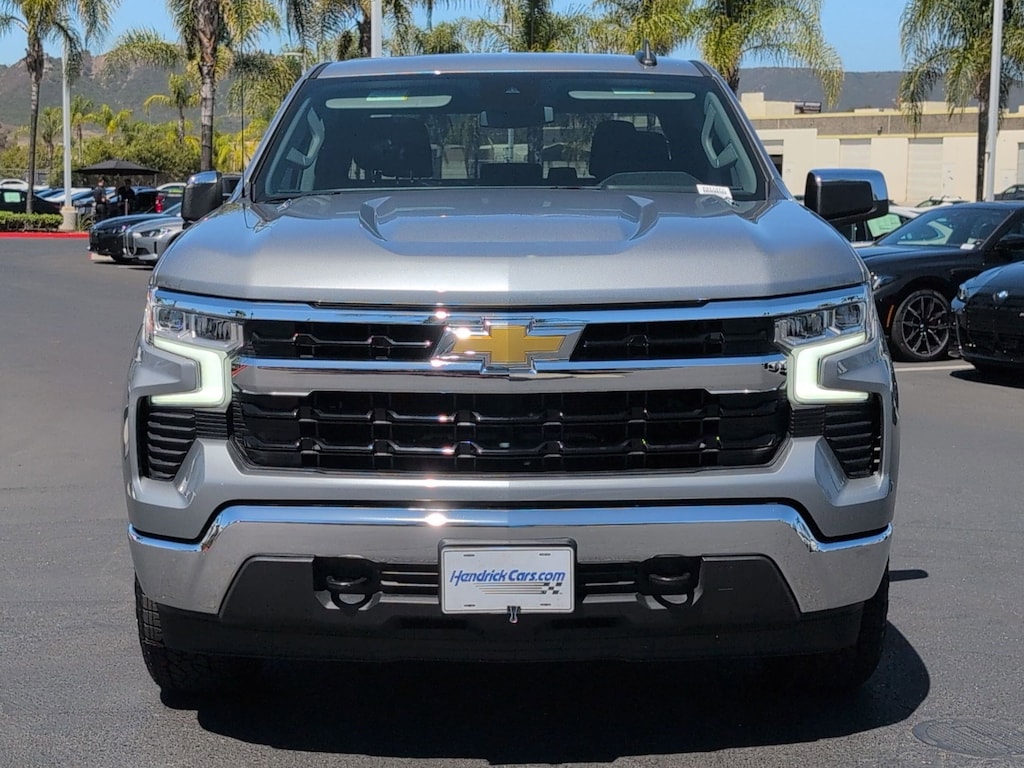 Used 2024 Chevrolet Silverado 1500 LT Pickup