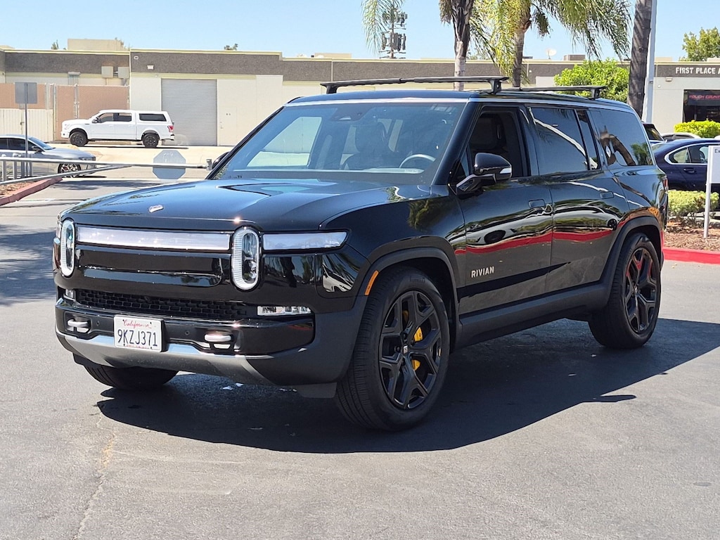 Used 2023 Rivian R1S Adventure SUV