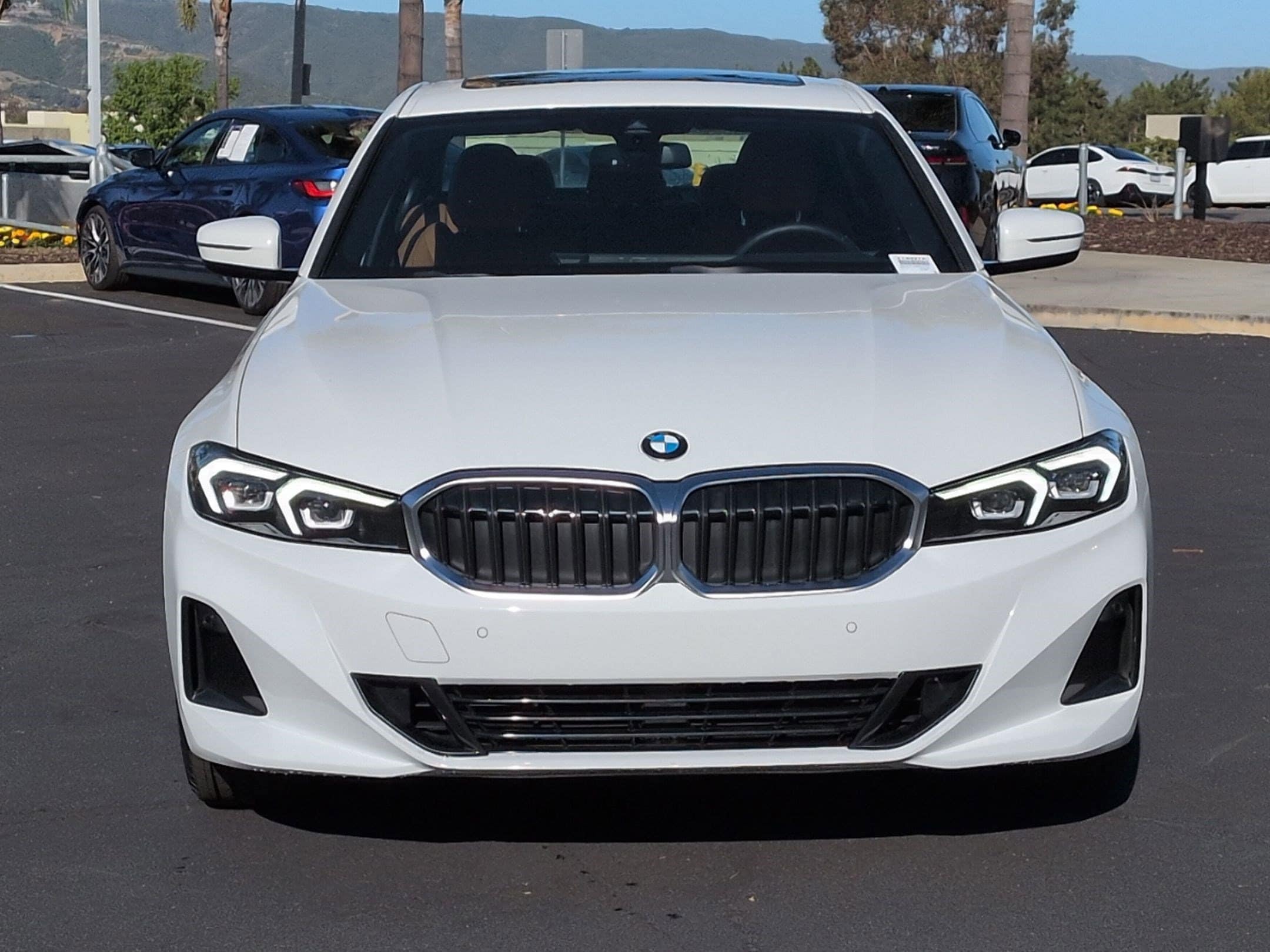 2024 BMW 3 Series 330i photo 2