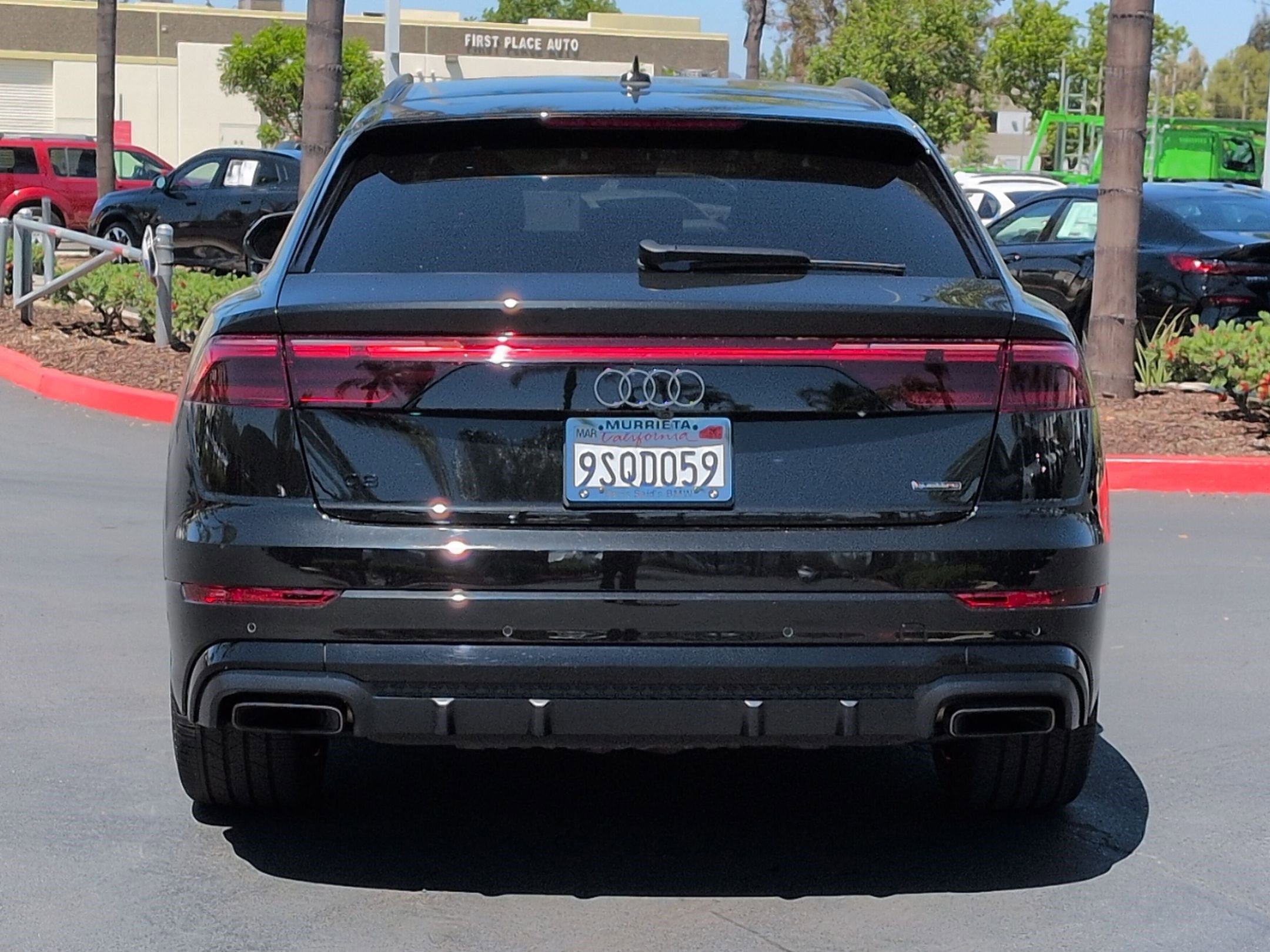 2025 Audi Q8 Prestige photo 3