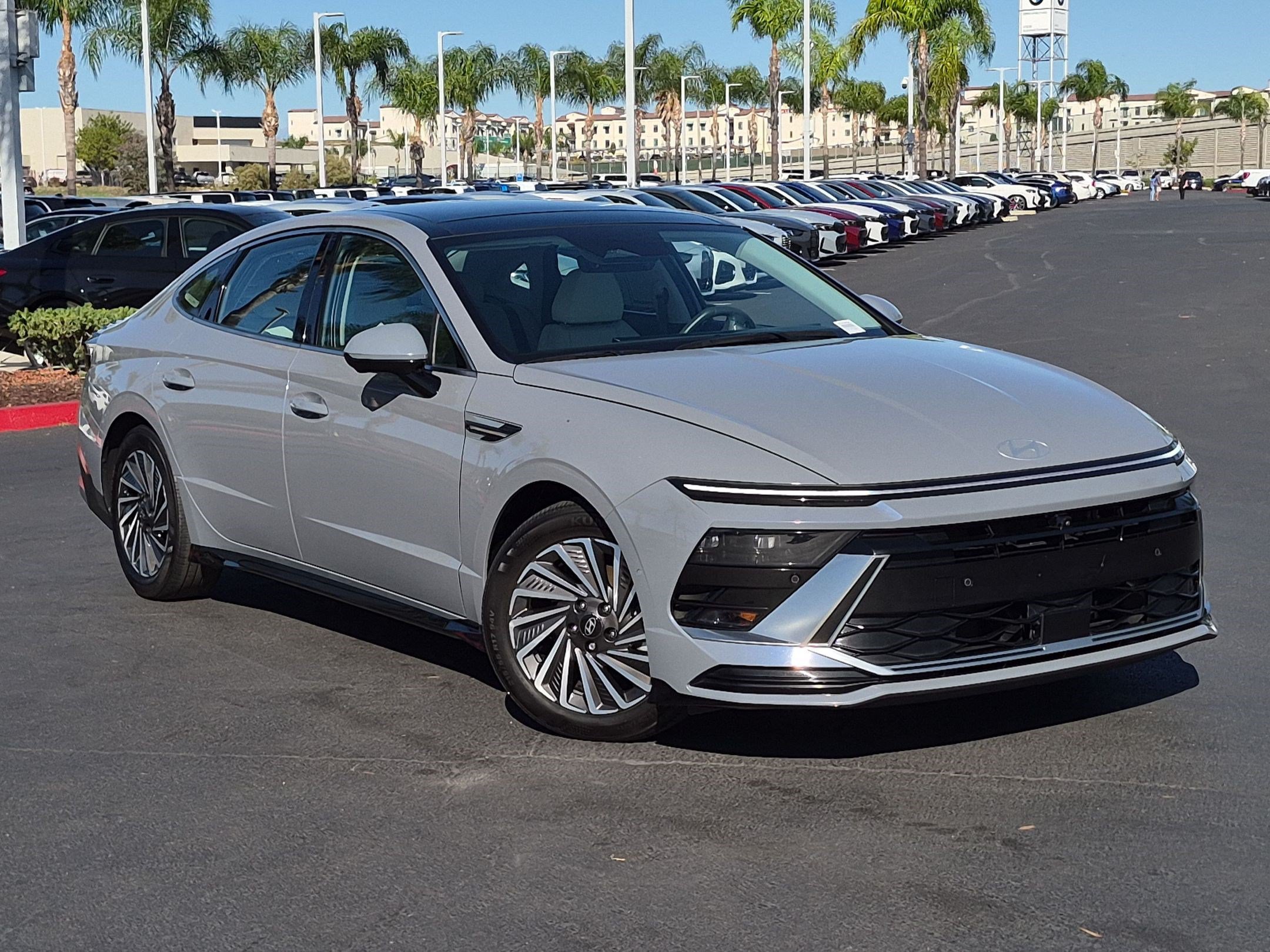 Used 2024 Hyundai Sonata Hybrid Limited Sedan