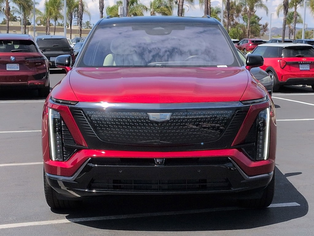 Used 2026 CADILLAC Vistiq Sport SUV